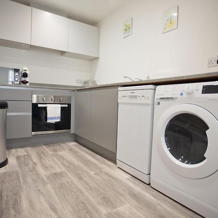 Sea Air - 2 Bedrooms - Parking - Mins To Beach Bornemouth Extérieur photo